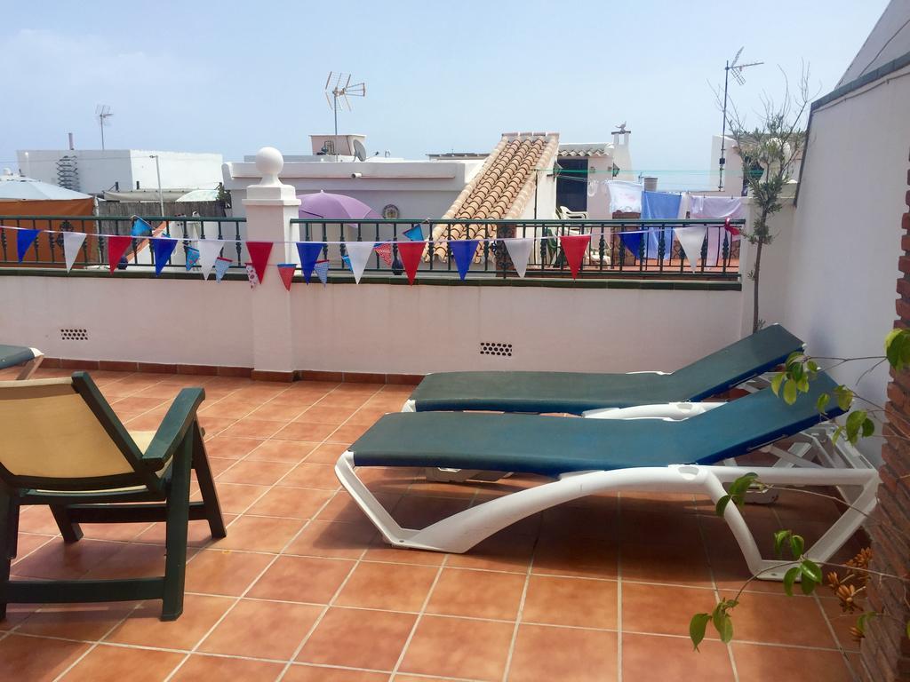 Easy Nerja Apartments Bagian luar foto