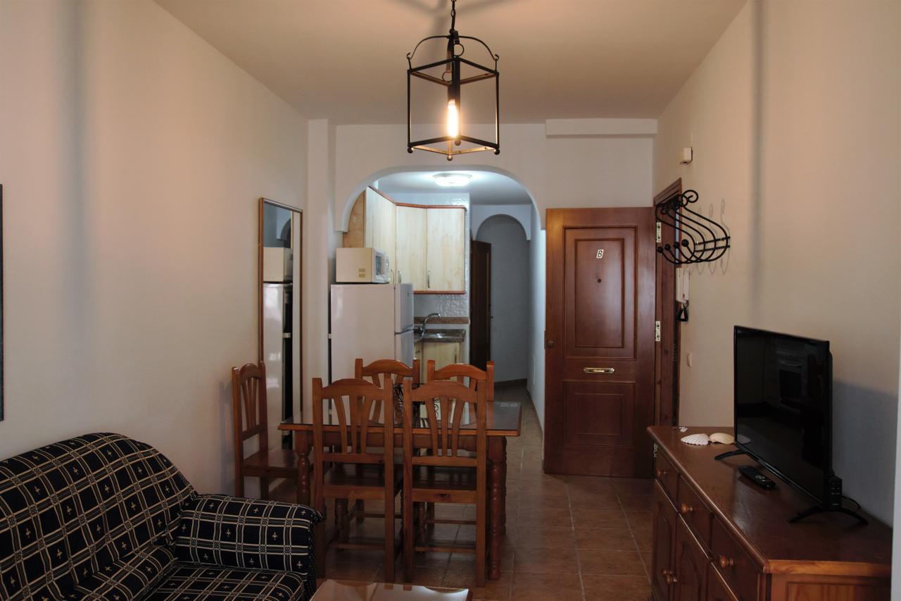 Easy Nerja Apartments Bagian luar foto