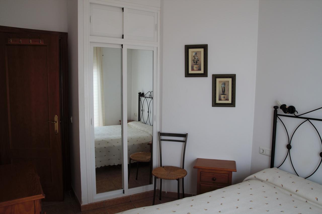Easy Nerja Apartments Bagian luar foto